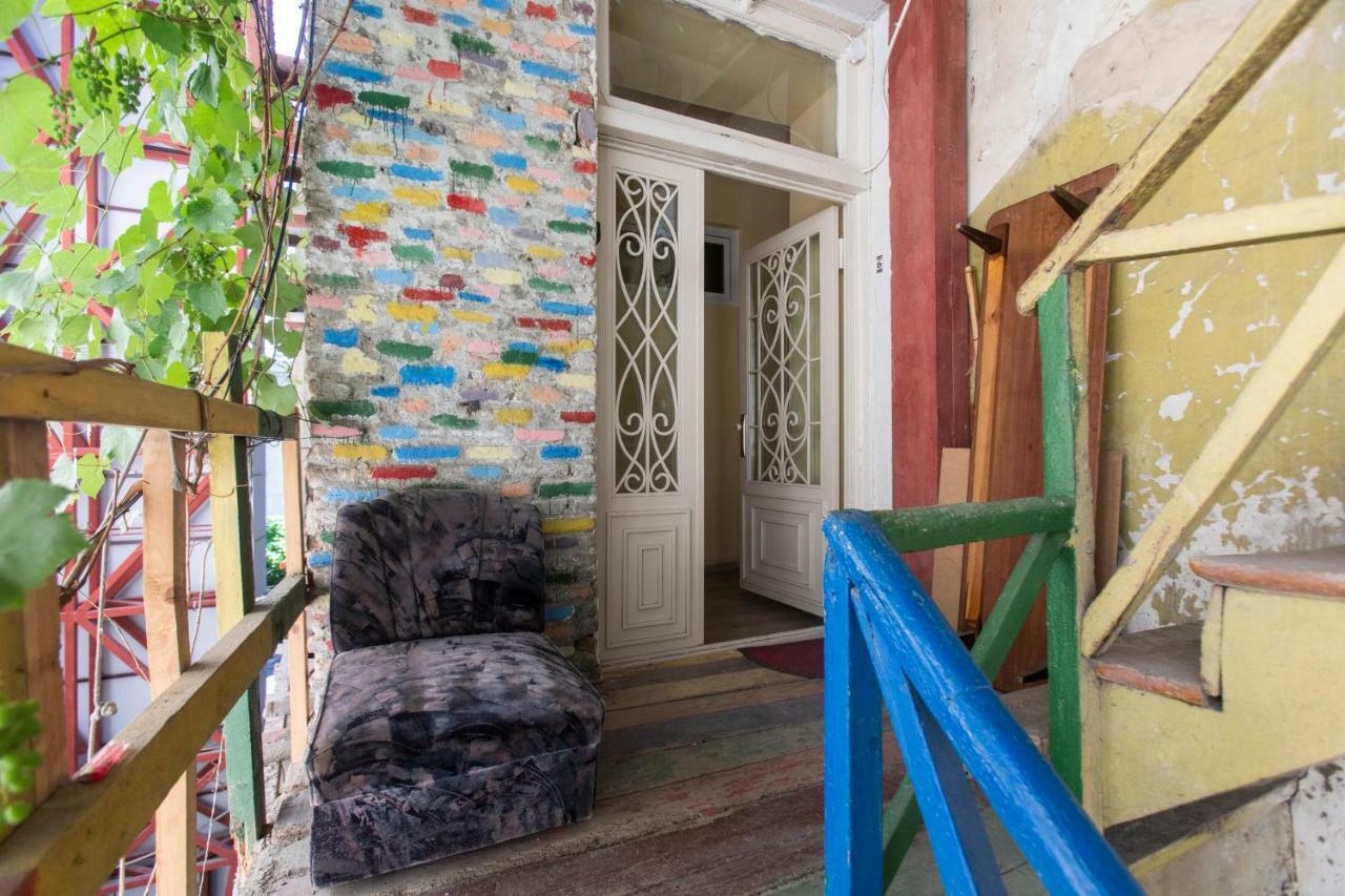 Private Apartment In The Center Of Old Tbilisi Zewnętrze zdjęcie